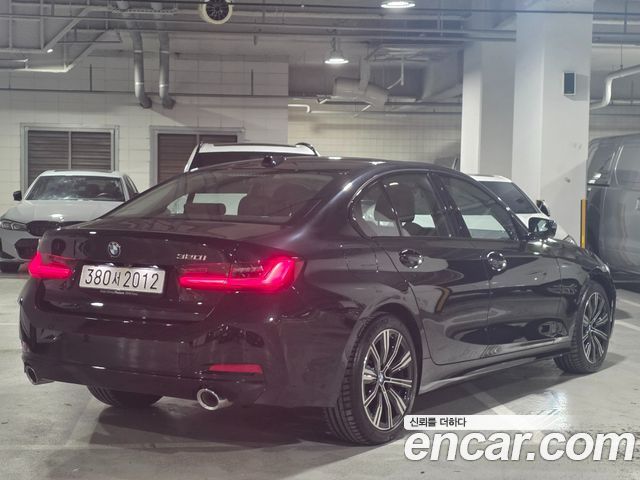 BMW 3-Series 320i — пробег 6 481 км — фото 2 из 5
