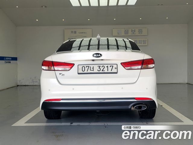 Kia K5 2.0 MX Special Edition — пробег 186 000 км — фото 4 из 5
