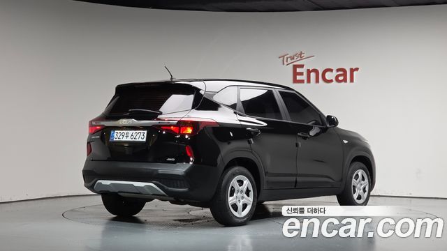 Kia Seltos из Кореи Encar