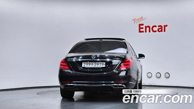 Mercedes-Benz S-Class Maybach S560 4MATIC — пробег 175 978 км — фото 4 из 5