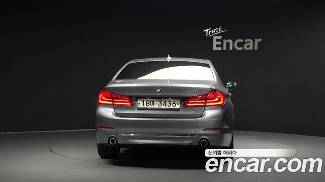 BMW 5-Series 520d Luxury Plus — пробег 143 622 км — фото 4 из 5