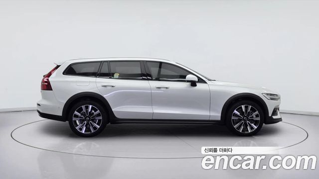 Volvo V60 из Кореи Encar