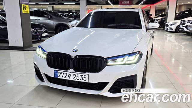 BMW 5-Series M550i xDrive — пробег 58 282 км — фото 1 из 5