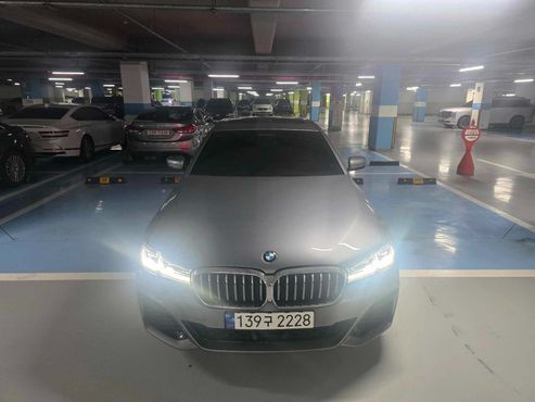 BMW 5-Series 523d xDrive M Sport — пробег 22 710 км — фото 1 из 5