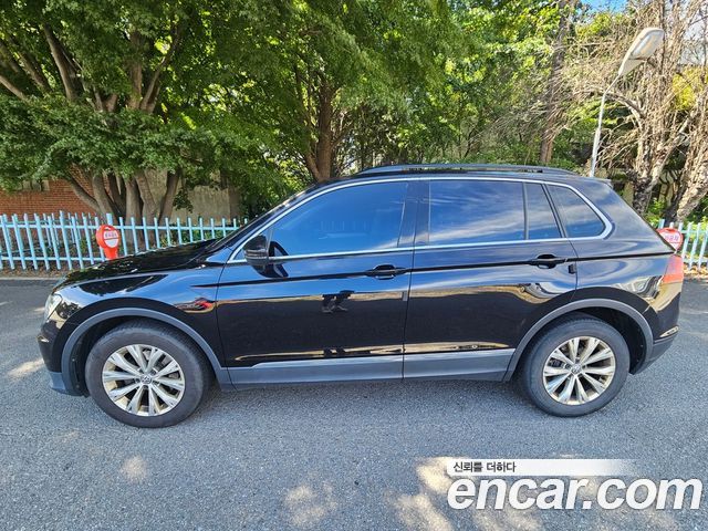 Volkswagen Tiguan 2.0 TDI — пробег 90 266 км — фото 4 из 5