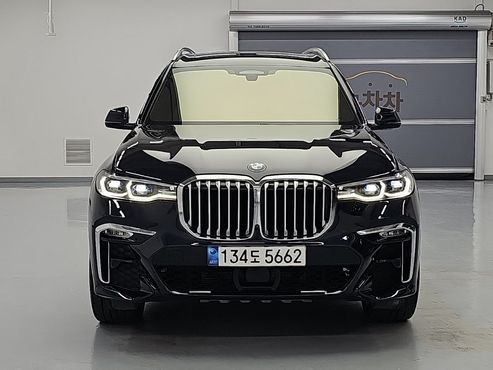 BMW X7 xDrive 40i M Sport 6STR — пробег 85 056 км — фото 2 из 5