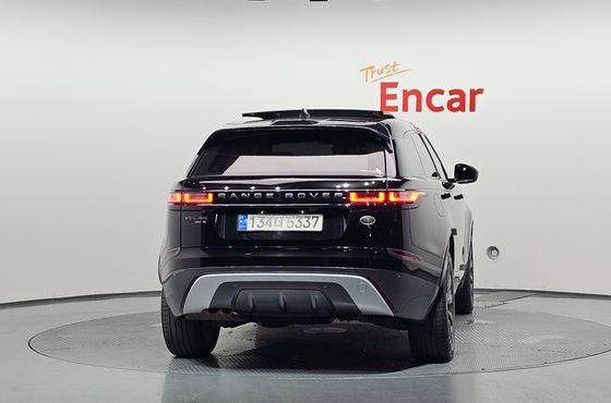 Land Rover Range Rover Velar 2.0 D240 R-Dynamic SE — пробег 138 385 км — фото 4 из 5
