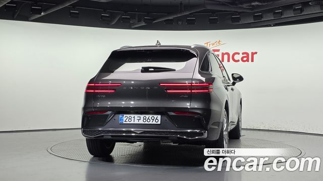 Genesis GV70 из Кореи Encar