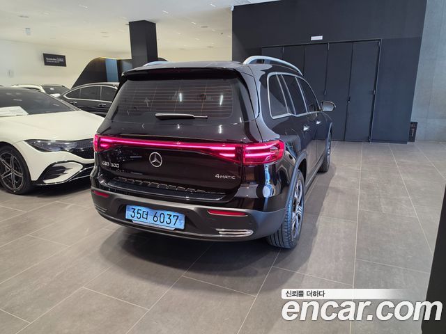 Mercedes-Benz EQB из Кореи Encar