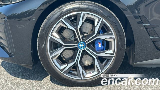 BMW i4 eDrive40 M Sports Pro — пробег 24 336 км — фото 5 из 5