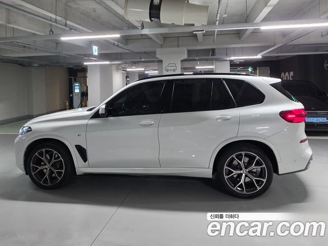 BMW X5 xDrive 40i M Sport — пробег 43 689 км — фото 4 из 5