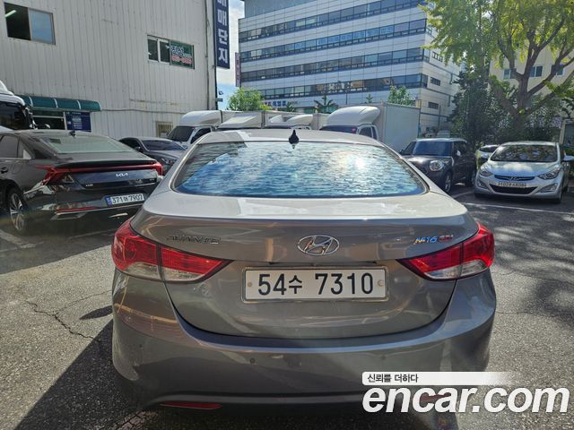 Hyundai AVANTE M16 GDI Deluxe — пробег 136 697 км — фото 5 из 5