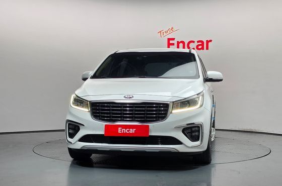 Kia Carnival Gasoline 9-Seater Noblesse Special — пробег 124 943 км — фото 3 из 5