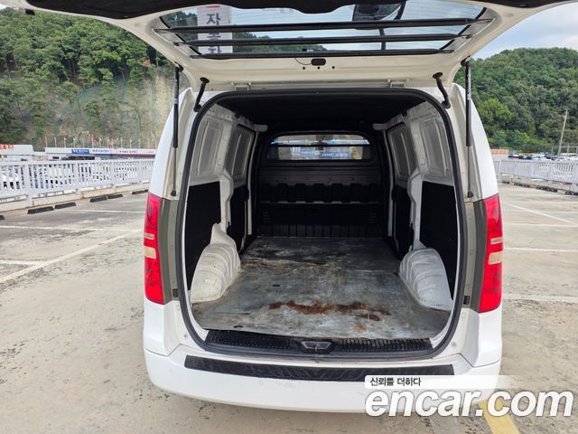 Hyundai Starex 3-Seater VAN CVX Deluxe — пробег 162 000 км — фото 5 из 5