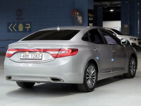 Hyundai Grandeur LPG HG300 Premium — пробег 206 683 км — фото 4 из 5