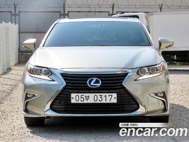 Lexus ES Supreme XV60 — пробег 127 622 км — фото 1 из 5