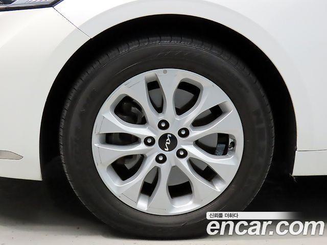 Kia K8 из Кореи Encar