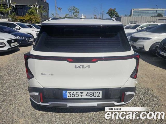 Kia Seltos из Кореи Encar