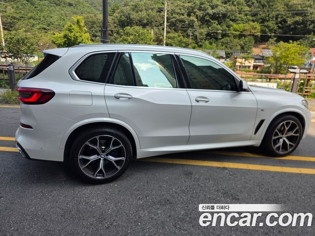 BMW X5 xDrive 40i M Sport — пробег 132 000 км — фото 5 из 5