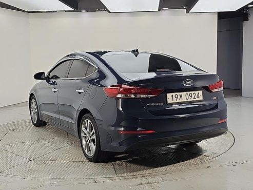 Hyundai AVANTE 1.6 GDI Modern special — пробег 67 153 км — фото 3 из 5