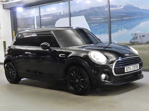 Mini Cooper Standard Third Generation — пробег 79 648 км — фото 1 из 5