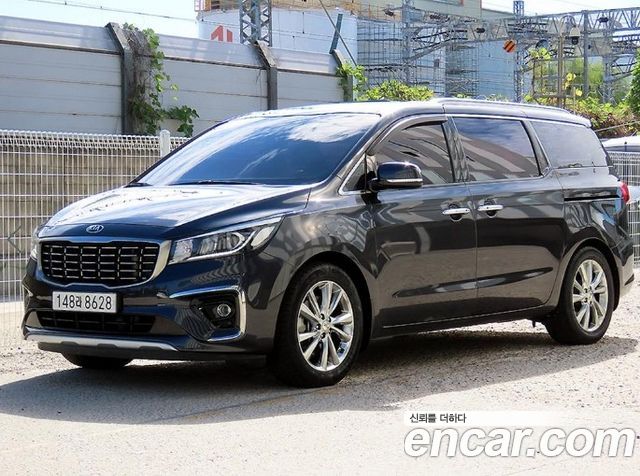 Kia Carnival из Кореи Encar