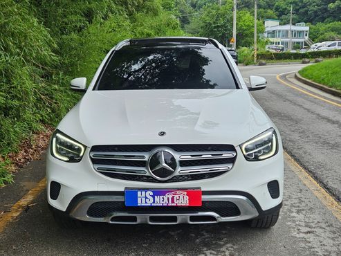 Mercedes-Benz GLC-Class GLC300e 4MATIC — пробег 105 500 км — фото 2 из 5