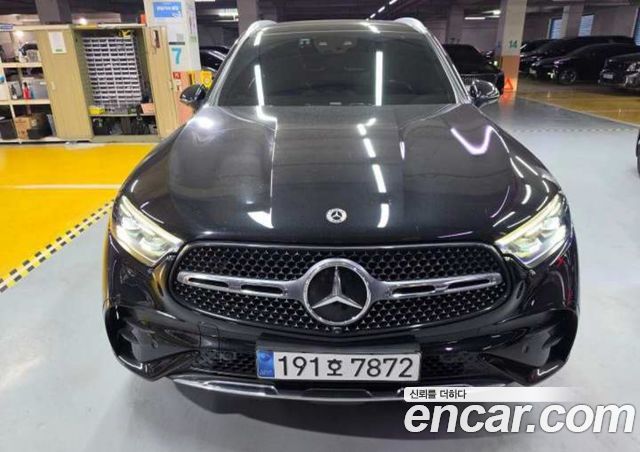 Mercedes-Benz GLC-Class GLC300 4MATIC — пробег 72 439 км — фото 1 из 5