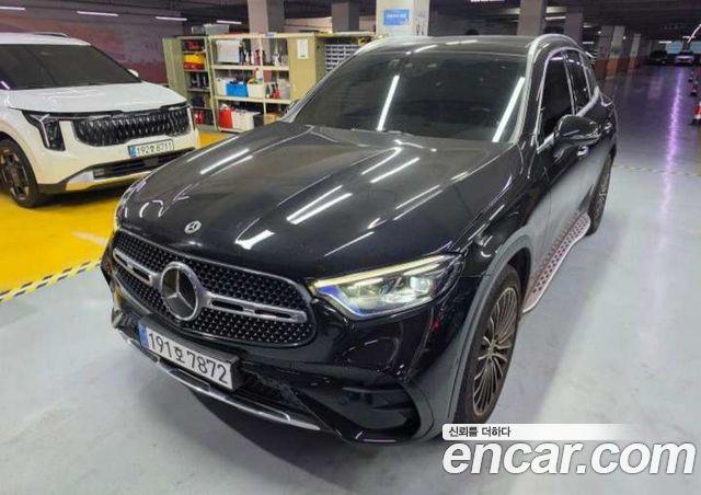 Mercedes-Benz GLC-Class GLC300 4MATIC — пробег 72 439 км — фото 2 из 5