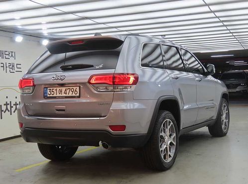 Jeep Cherokee 3.6 Limited WK2 — пробег 83 725 км — фото 4 из 5