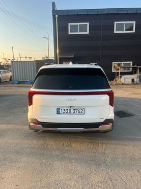 Kia Carnival HEV 9seater Signature — пробег 1 035 км — фото 2 из 5
