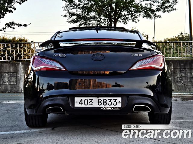 Hyundai Genesis из Кореи Encar