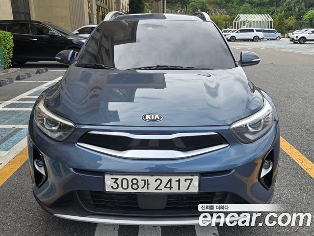 Kia Stonic из Кореи Encar