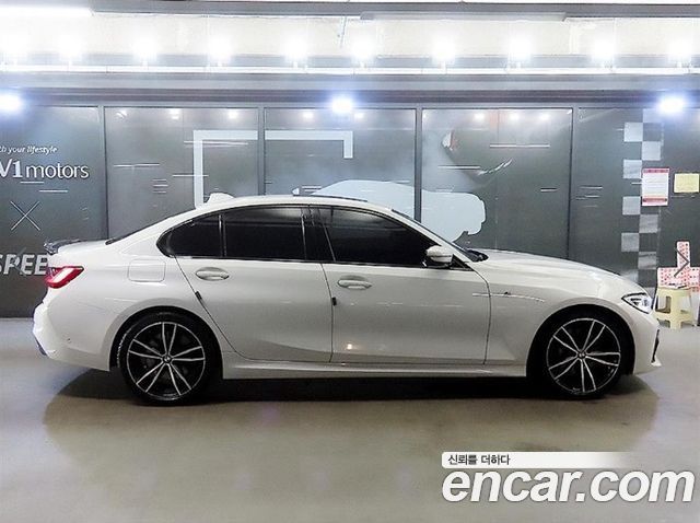 BMW 3-Series 330i M Sport — пробег 153 123 км — фото 3 из 5