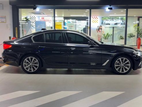 BMW 5-Series 520i Luxury — пробег 107 792 км — фото 3 из 5