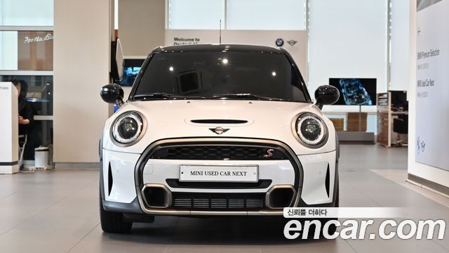 Mini Cooper 5Door Resolute Edition 3rd Gen — пробег 18 418 км — фото 3 из 5