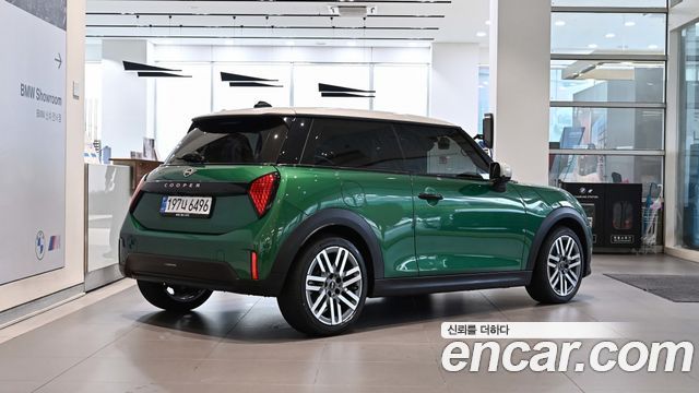 Mini Cooper Classic — пробег 9 491 км — фото 4 из 5