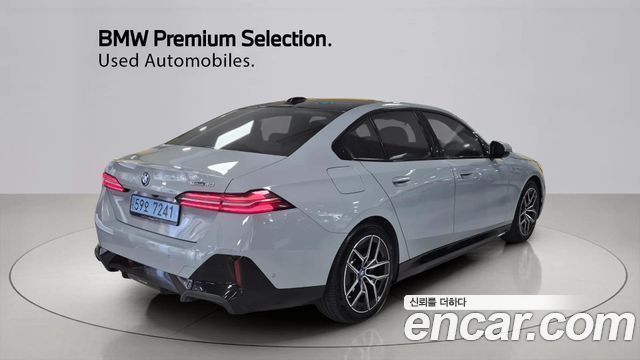 BMW i5 eDrive 40 M Sport — пробег 63 000 км — фото 2 из 5