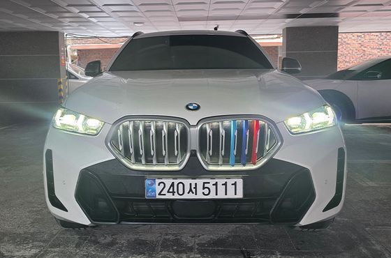 BMW X6 xDrive40i M Sport — пробег 11 305 км — фото 1 из 5