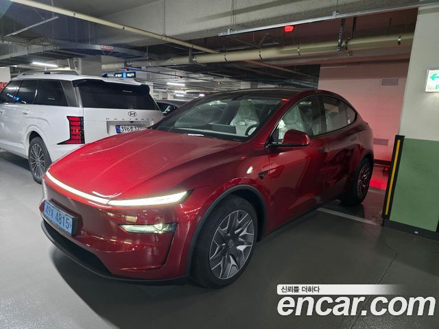 Tesla Model Y L Long Range AWD — пробег 30 км — фото 3 из 5