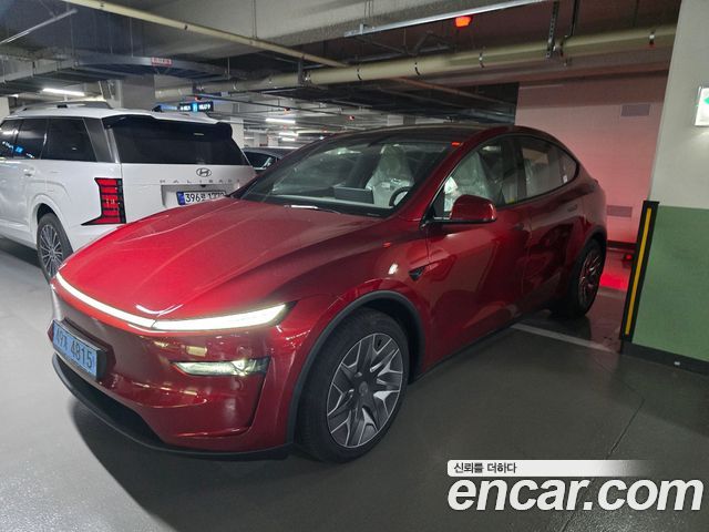 Tesla Model Y L Long Range AWD — пробег 30 км — фото 4 из 5
