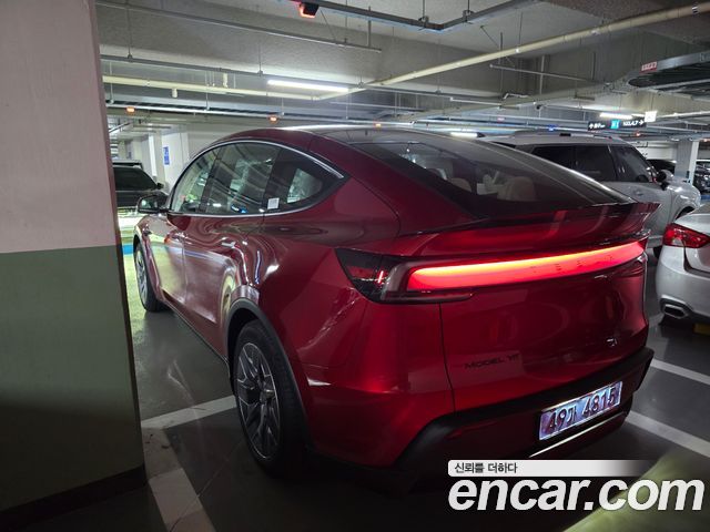 Tesla Model Y L Long Range AWD — пробег 30 км — фото 5 из 5
