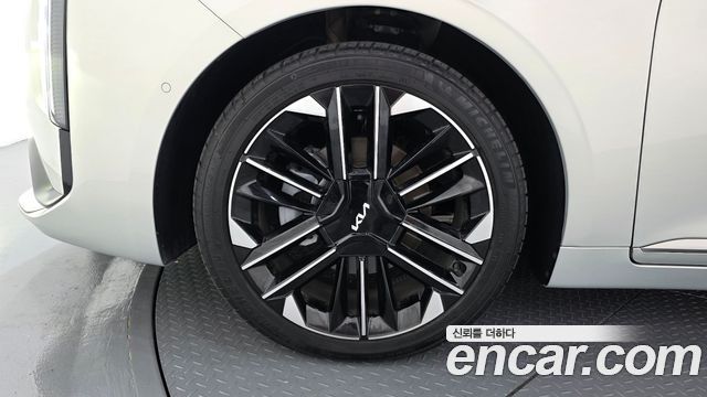 Kia K8 из Кореи Encar