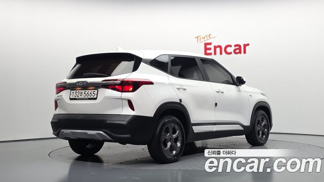Kia Seltos из Кореи Encar
