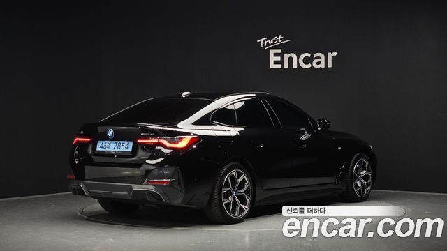 BMW i4 eDrive40 M Sports Pro — пробег 42 431 км — фото 2 из 5