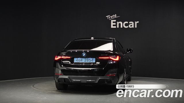 BMW i4 eDrive40 M Sports Pro — пробег 42 431 км — фото 4 из 5