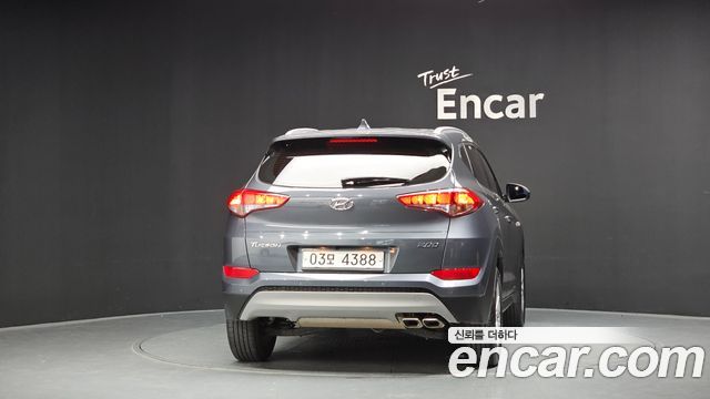 Hyundai Tucson Diesel 2.0 2WD Smart — пробег 88 311 км — фото 4 из 5
