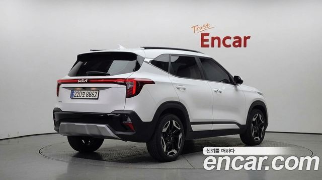 Kia Seltos из Кореи Encar