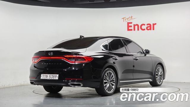 Hyundai Grandeur из Кореи Encar