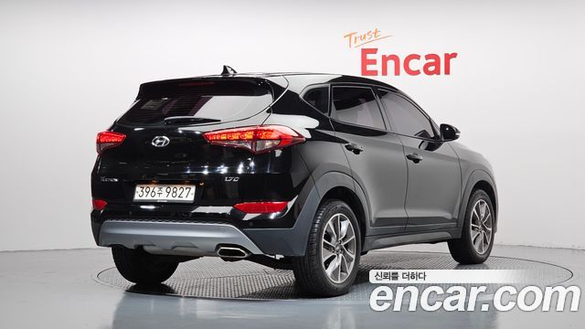 Hyundai Tucson Diesel 1.7 2WD Smart — пробег 103 536 км — фото 2 из 5